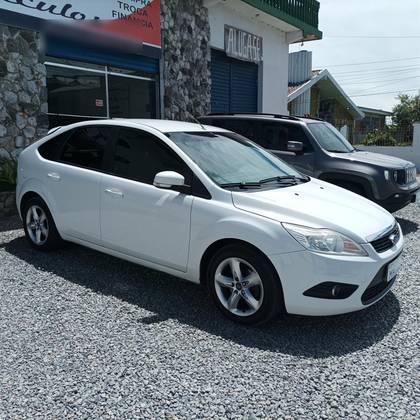 FORD FOCUS 1.6 GL 16V FLEX 4P MANUAL